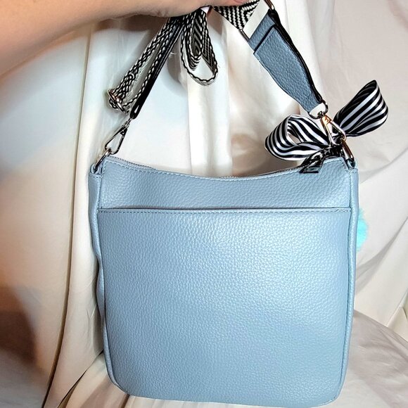 London Fog Light Blue Pebbled Leather Crossbody Bag , Non-Smoking Home ~ NWT - Picture 6 of 10